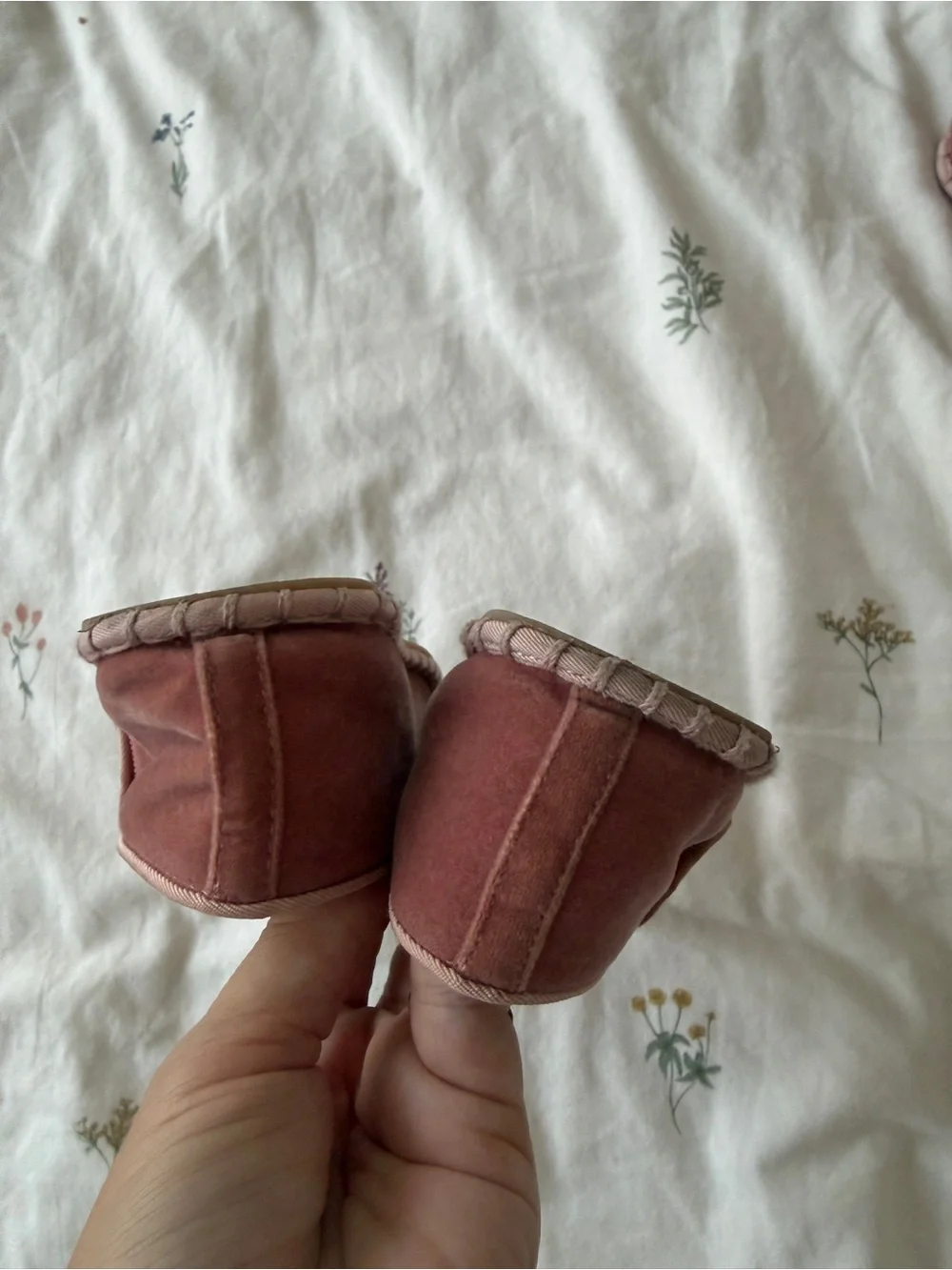 ZARA Dusty Pink Velvet Mary Jane Shoes with Strawberry Embroidery